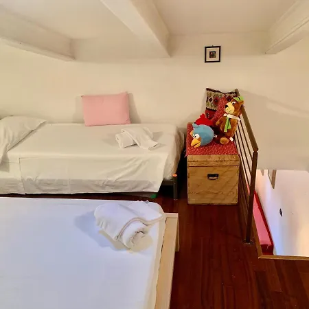 Ariel Apt Punta Gro' アパート シルミオーネ